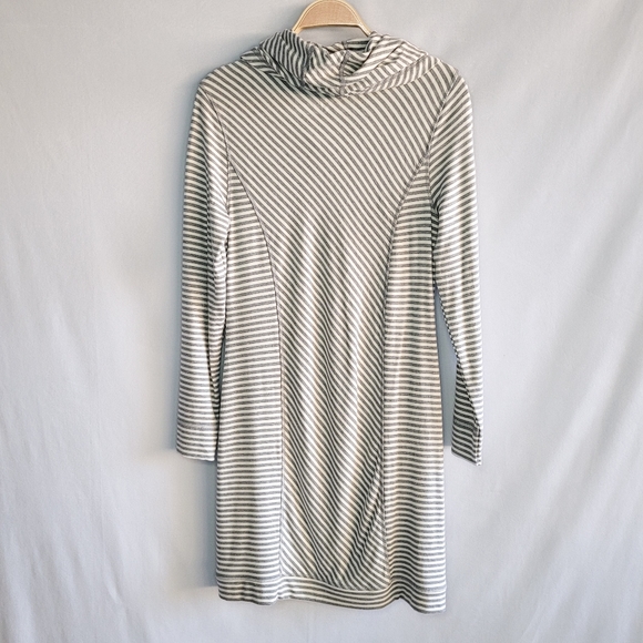 Dakini Yoga Hooded Long Sleeve Sweater Dress Womens Medium - Picture 2 of 7